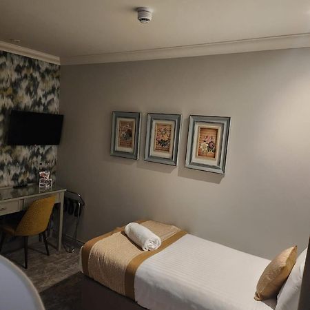 Caledonian Hotel 뉴캐슬어폰타인 외부 사진
