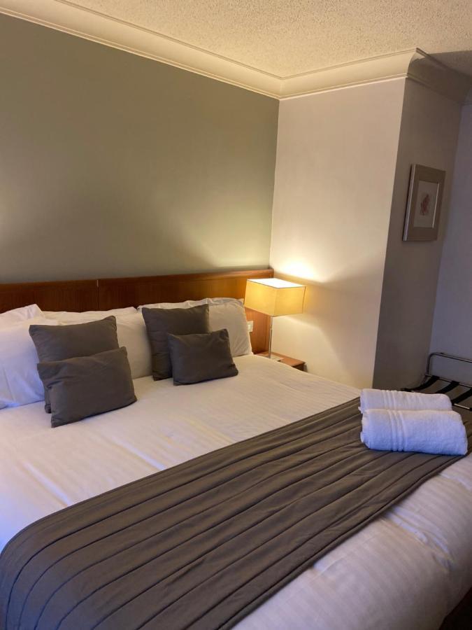 Caledonian Hotel 뉴캐슬어폰타인 외부 사진