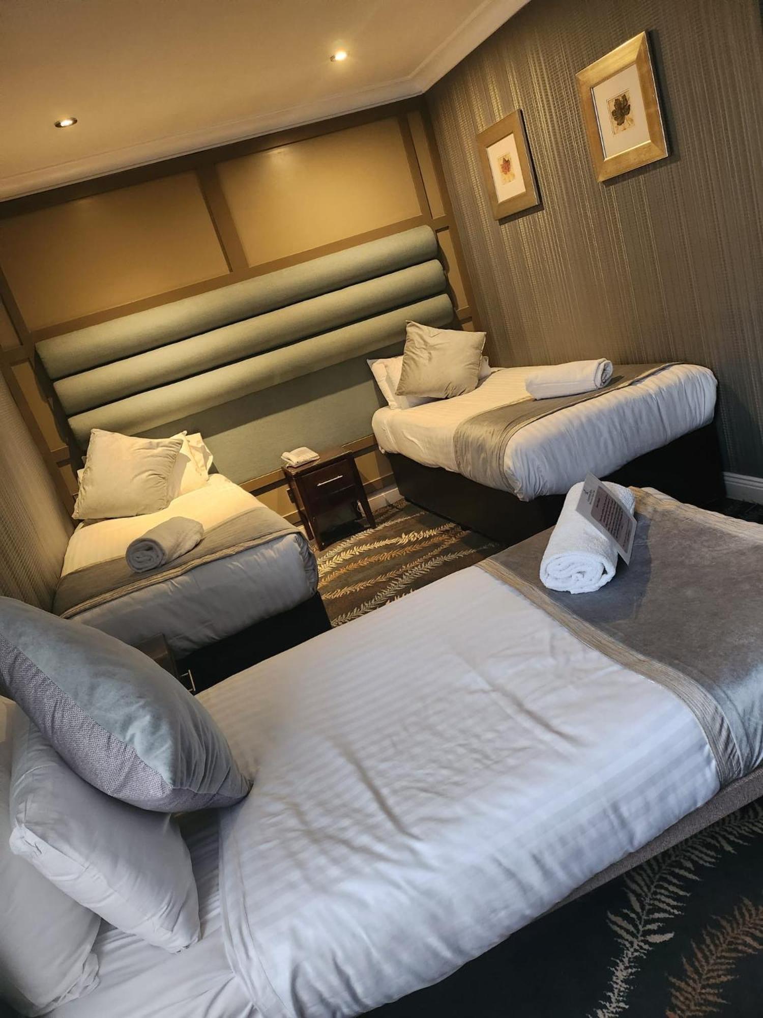 Caledonian Hotel 뉴캐슬어폰타인 외부 사진
