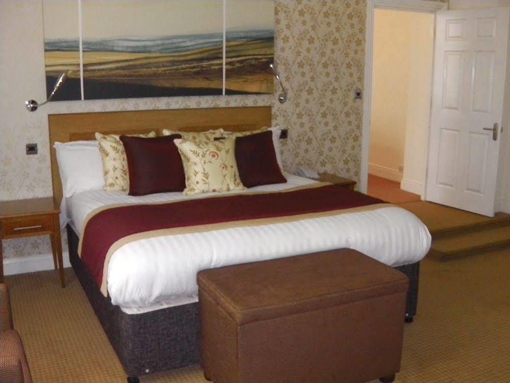 Caledonian Hotel 뉴캐슬어폰타인 외부 사진